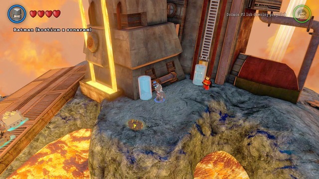 Destroy the glass barrier to access the lever - Gold Bricks - Qward - secrets - LEGO Batman 3: Beyond Gotham - Game Guide and Walkthrough