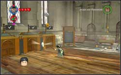 Professor McGonagall: After getting the Gold Brick, the Token will appear on the left - LEGO Harry Potter Years 1-4: Hogwarts Bonuses - Walkthrough - Secrets and Collectibles - LEGO Harry Potter Years 1-4 Guide & Walkthrough