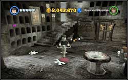 Barty Crouch Senior: (Time Travel) Use (RD) on the wardrobe on the right, afterwards (WL) to throw out the bricks and (WL) again to assemble a plunger - LEGO Harry Potter Years 1-4: Hogwarts Bonuses - Walkthrough - Secrets and Collectibles - LEGO Harry Potter Years 1-4 Guide & Walkthrough