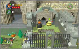 Use Scabbers to get through the tunnel to the other side and stand on one of the buttons #1 - LEGO Harry Potter Years 1-4: Gringotts - Secrets and Collectibles - LEGO Harry Potter Years 1-4 Guide & Walkthrough