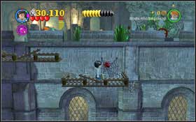 Approach the chest on the left with Ron and slay the Boggart - LEGO Harry Potter Years 1-4: Year 3 Part 2 - Walkthrough - Walkthrough - LEGO Harry Potter Years 1-4 Guide & Walkthrough