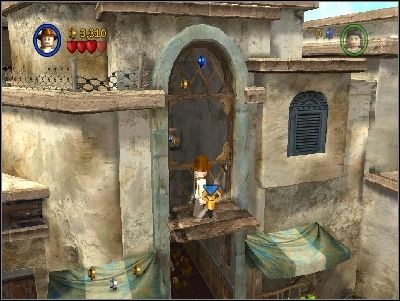 Use the lever and climb up on the ladder - Chapter 3 - City of Danger - part 1 - Riders of the Lost Ark - LEGO Indiana Jones: The Original Adventures - Game Guide and Walkthrough