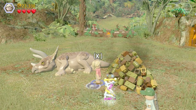 As Ellie, approach the triceratops feces, to the right (see the screenshot) - Welcome to Jurassic Park | Jurassic Park - walkthrough - Jurassic Park - walkthrough - LEGO Jurassic World Game Guide & Walkthrough