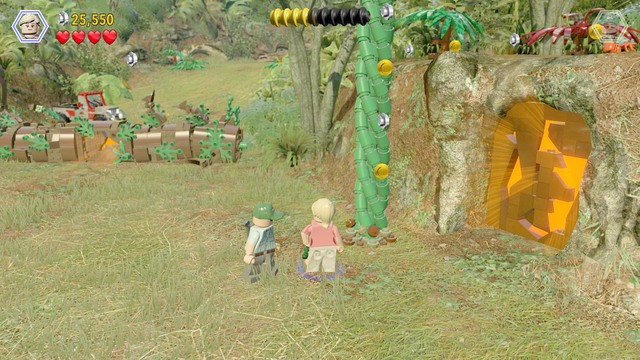 After you follow the blue line to the flower, switch to Ellie and water the plant - Welcome to Jurassic Park | Jurassic Park - walkthrough - Jurassic Park - walkthrough - LEGO Jurassic World Game Guide & Walkthrough