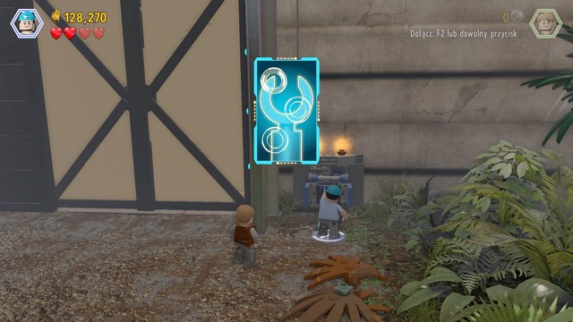 As Nick, approach the main gate and hack into the control panel to leave - Welcome to the Jurassic World | Jurassic World - walkthrough - Jurassic World - walkthrough - LEGO Jurassic World Game Guide & Walkthrough