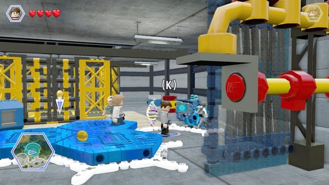 As the gyrosphere operator, approach the blue containers and destroy them and use the scattered bricks to build the control panel - Gyrosphere Valley | Jurassic World - walkthrough - Jurassic World - walkthrough - LEGO Jurassic World Game Guide & Walkthrough