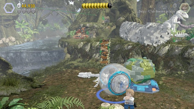 Build three LEGO objects, make it over to the other bank, with the gyrosphere operator and as Mitchell build a ramp for it - Gyrosphere Valley | Jurassic World - walkthrough - Jurassic World - walkthrough - LEGO Jurassic World Game Guide & Walkthrough