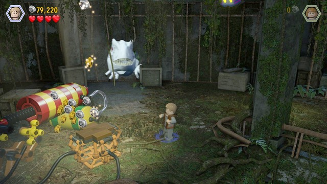 After the attack of the dinosaur, switch to Owen, use camo and make it over to the brown containers to smash them - Out of Bounds | Jurassic World - walkthrough - Jurassic World - walkthrough - LEGO Jurassic World Game Guide & Walkthrough