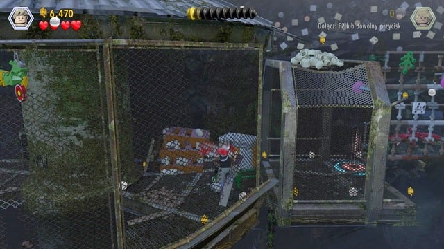 While at the other side, smash the brown containers and use the bricks to build a bridge for the rest - Birdcage | Jurassic Park III - walkthrough - Jurassic Park III - walkthrough - LEGO Jurassic World Game Guide & Walkthrough