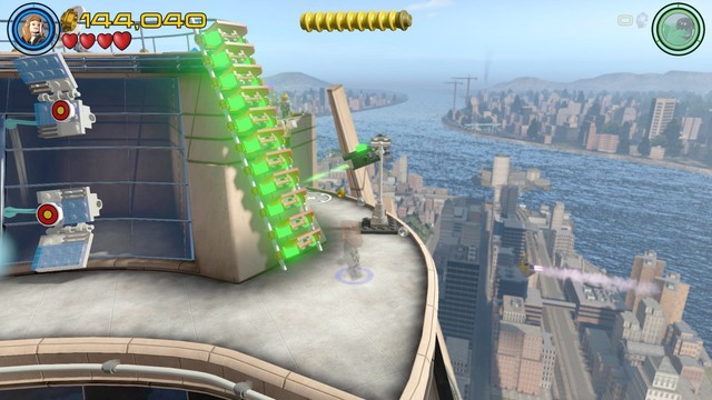 When character change will be initiated you must use Black Widows camouflage to bypass the motion detector and use the ladder highlighted in green - Earths Mightiest - Walkthrough - LEGO Marvels Avengers - Game Guide and Walkthrough