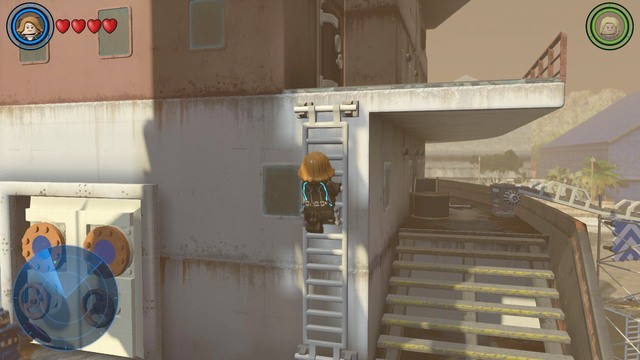 As Black Widow go towards the main door to the ship (look at the picture) and use the ladder next to them - Anger Management - Walkthrough - LEGO Marvels Avengers - Game Guide and Walkthrough