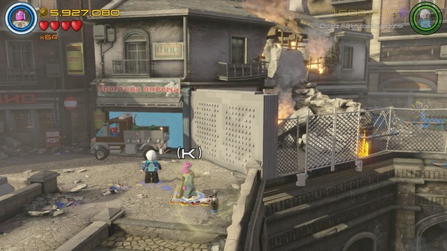 Walk as Vision towards the graffiti shown on the picture and paint it with the special ability by picking up the paint - Minikits - Rise of Ultron - secrets - LEGO Marvels Avengers - Game Guide and Walkthrough