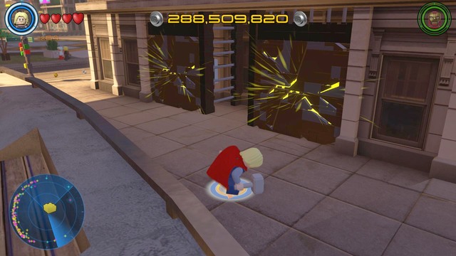 Walk towards the cracked walls and destroy it with Thors hammer - Golden bricks - North Manhattan - secrets - LEGO Marvels Avengers - Game Guide and Walkthrough