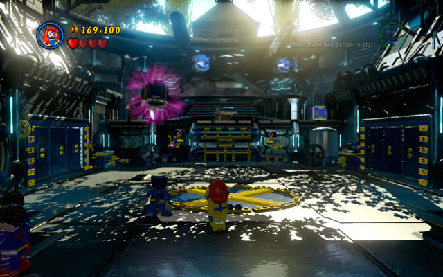 Struggle with Juggernaut is quite complicated and divided into few smaller sequences - Juggernaut | Boss fights - Boss fights - LEGO Marvel Super Heroes Game Guide & Walkthrough