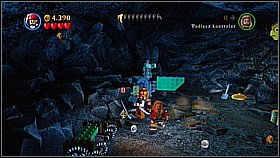 In the corridor use Jack's compass to find the upper object - Isla de Muerta - walkthrough - The Curse of the Black Pearl - LEGO Pirates of the Caribbean: The Video Game - Game Guide and Walkthrough