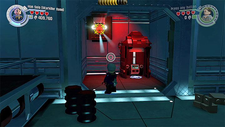 The second grappling point is right next to the changing room - Poe to the Rescue | Minikits and red bricks - Minikits and red LEGO bricks - LEGO Star Wars: The Force Awakens Game Guide