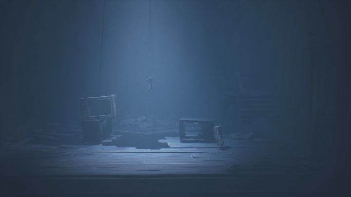 Jump on the destroyed TV located on the right side - Little Nightmares 2: Road to the Orphanage - Chapter 2 walkthrough - Chapter 2 - Orphanage - Little Nightmares 2 Guide