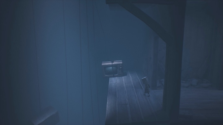 Once at the top, you must turn left - Little Nightmares 2: Road to the Orphanage - Chapter 2 walkthrough - Chapter 2 - Orphanage - Little Nightmares 2 Guide