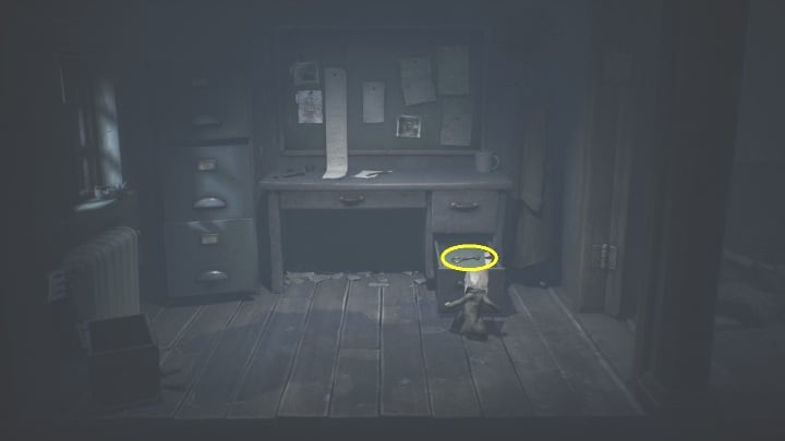 Your job is to open the drawer - Little Nightmares 2: Crossing the city - Chapter 4 walkthrough - Chapter 4 - Getting to the Tower - Little Nightmares 2 Guide