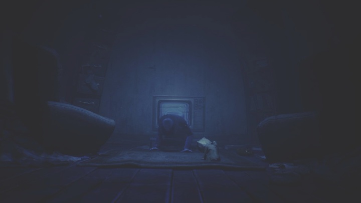 Keep in mind that when you fall out from the screen, the monster will follow after you - Little Nightmares 2: Crossing the city - Chapter 4 walkthrough - Chapter 4 - Getting to the Tower - Little Nightmares 2 Guide