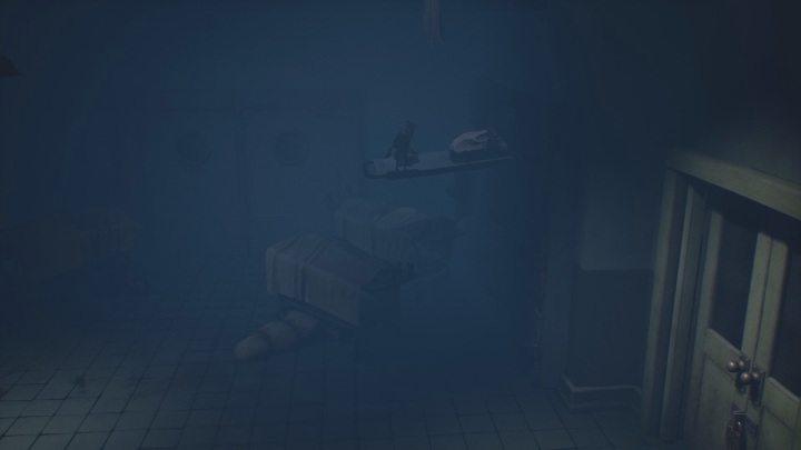 In order to escape, you must go through two shafts - Little Nightmares 2: Escape - Chapter 3 Hospital walkthrough - Chapter 3 - Hospital - Little Nightmares 2 Guide