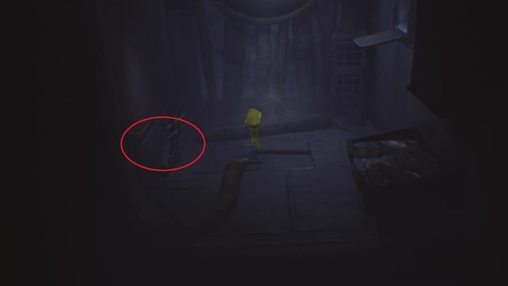 The task is to pull the chunk of metal so it cuts off the creatures hands. - Little Nightmares: Room with clocks, the library - walkthrough - The Lair - Little Nightmares Game Guide