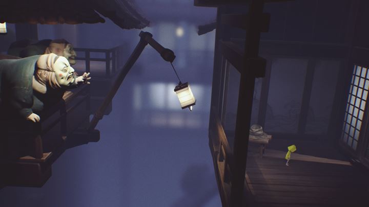 The lantern will finally bring you to safety. - Little Nightmares: Meet with the cook, final escape from beasts - walkthrough - The Guest Area - Little Nightmares Game Guide
