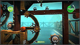 Here, on the high platform, there are three items - in order to reach them, grab the sponge and lower yourself onto the launch pads on the wall - Grab and Swing - Da Vinci's Hideout - LittleBigPlanet 2 - Game Guide and Walkthrough