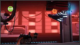 At the end of the level you will come across a boss - you have to shoot its red eye and at the same time shoot down the incoming bombs and rockets - Got the Hump - Avalon - LittleBigPlanet 2 - Game Guide and Walkthrough