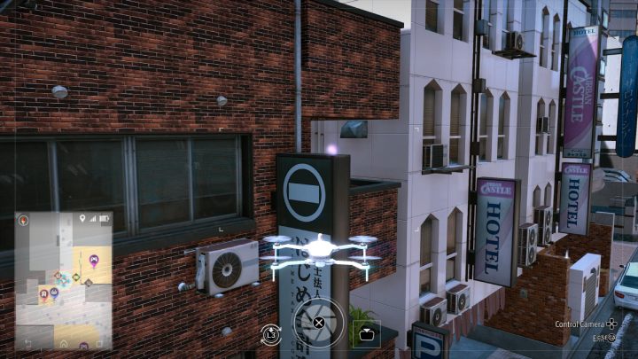 Using the drone, pick up the Training Innerwear equipment piece lying on the sign - Lost Judgment: Squirrel search In Shichifuku - all squirrels, map - Kamurocho - Lost Judgment Guide