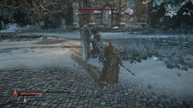 It is a piece of cake, to get the boss from the side, while he is kneeling with the shield and it is a perfect opportunity to land several quick blows. - Commander - Keystone | Bosses - Bosses - Lords of the Fallen 2014 Game Guide & Walkthrough