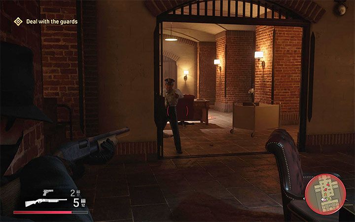 Upon reaching the vault floor you notice the guards – they won't surrender - Mafia Definitive Edition: Side job - walkthrough - Walkthrough - Mafia Definitive Edition Guide, Walkthrough