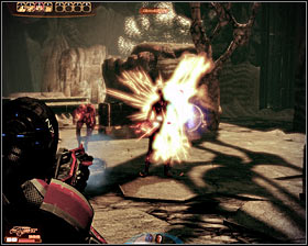 After youve dealt with all hostile units you must choose a passageway leading to a lower level (first screenshot) - Mass Effect 2: Collector Ship - walkthrough - Main quests - Mass Effect 2 Guide & Walkthrough