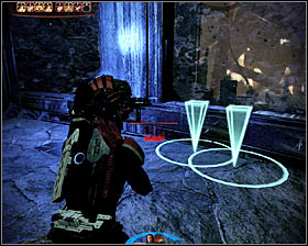 Make sure to have a heavy weapon ready for use, because youll soon encounter a group of Collectors and a Harbinger will pop up on the battlefield from time to time - Mass Effect 2: Collector Base: Long Walk - walkthrough - Main quests - Mass Effect 2 Guide & Walkthrough