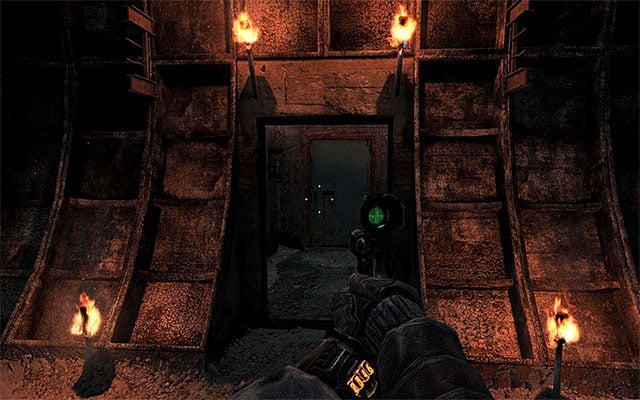 Stop after you reach the spike barricade, referred to in the headline to this task - Use the railcar to break through the spike trap | Chapter 13: Bandits - Chapter 13: Bandits - Metro: Last Light Game Guide