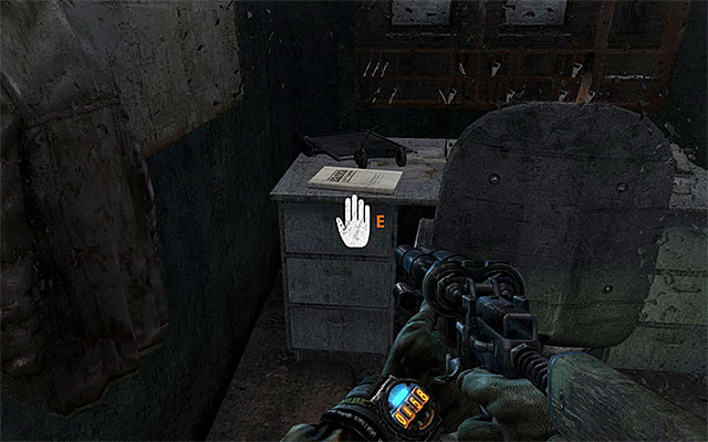 Go straight ahead, and take a good look around - Scale the bridge and find the crossing (1) | Chapter 24: Bridge - Chapter 24: Bridge - Metro: Last Light Game Guide