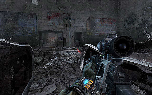 Leave the room and resume your walk by taking the disabled escalator - Scale the bridge and find the crossing (1) | Chapter 24: Bridge - Chapter 24: Bridge - Metro: Last Light Game Guide