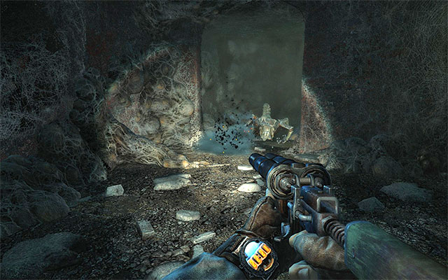 You can now go back, - Use the railcar to reach Venice - part 2 | Chapter 12: Regina - Chapter 12: Regina - Metro: Last Light Game Guide