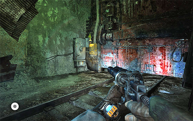 After you return to the main tunnel, approach the airlock to the right and put the gasmask on before you pull the lever shown in the above screenshot - Use the railcar to reach Venice - part 2 | Chapter 12: Regina - Chapter 12: Regina - Metro: Last Light Game Guide