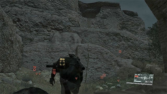 Another wall that can be climbed.. - Reaching Skull Face | Walkthrough - Mission 30 - Skull Face - Metal Gear Solid V: The Phantom Pain Game Guide & Walkthrough