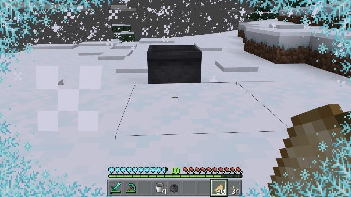 You can collapse in loose snow - Minecraft Caves & Cliffs: Loose snow - location, moving - Raw materials and blocks - Minecraft Guide