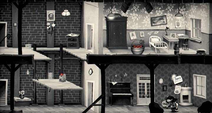 In the lower right corner of the picture you can see the memory. On the first floor to the left behind the curtain, when you approach a girl, you will meet an elderly man who will ask you to move apples. - Chapter 3 - Roof over the head - My memory of Us Walkthrough - Walkthrough - My memory of Us Guide