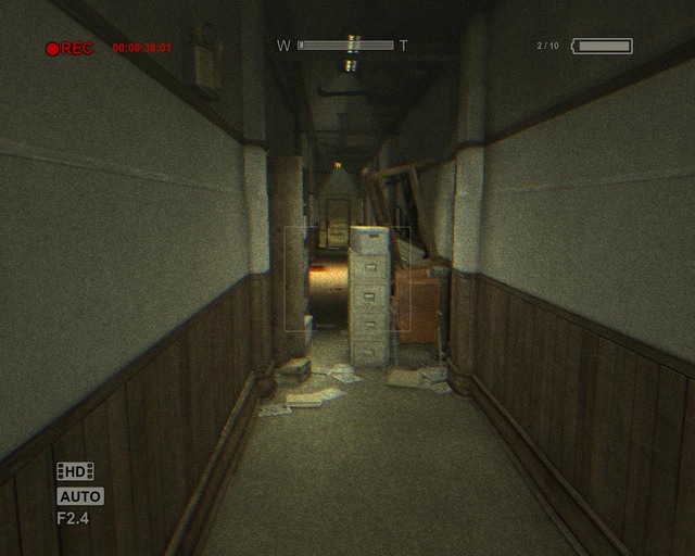 The main corridor; to advance the plot, move to the end and turn right - Administration Block | Walkthrough - Walkthrough - Outlast Game Guide & Walkthrough