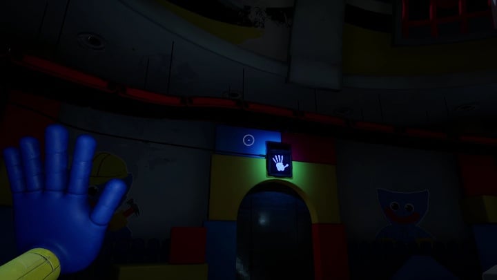 You're not supposed to upset the monster, though, but rather get the key - Poppy Playtime: Blue hand - walkthrough - Chapter 1 - Poppy Playtime Guide, Walkthrough