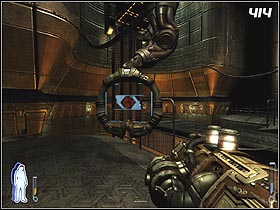 After a while youll reach a huge room, which will soon be crawling with enemies (especially watch out for snipers who shoot you from the higher platform) - Prey 2006: Facing the Enemy - Prey 2006: Walkthrough - Prey (2006) Game Guide & Walkthrough