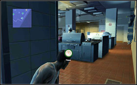 Approach the first stand #1, from which you can easily get to the right side of the room - Walkthrough - Chapter 2 - Walkthrough - Prison Break: The Conspiracy - Game Guide and Walkthrough