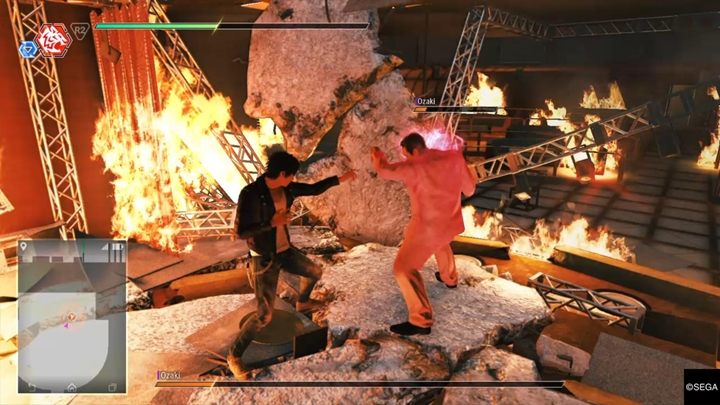 You will meet the enemy, Ozaki, whom you will have to defeat in battle - Chapter 11 Curtain Call | Judgment Walkthrough - The main storyline - Judgment Guide