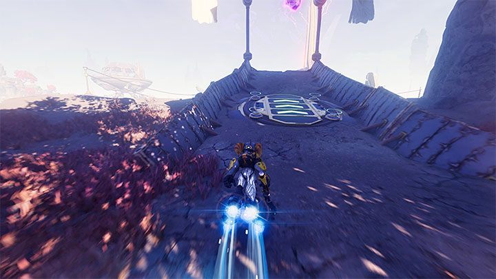 When using the Hoverboots, you can find pressure plates that allow you to speed up even more - Ratchet & Clank Rift Apart: Fast Travel - is it available? - FAQ - Ratchet & Clank Rift Apart Guide