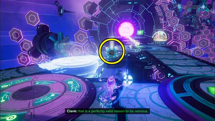 Select the first heavy sphere you still have with you from your inventory - Ratchet & Clank Rift Apart: Reaching the anomalies in the catacombs - walkthrough - Savali - return - Ratchet & Clank Rift Apart Guide
