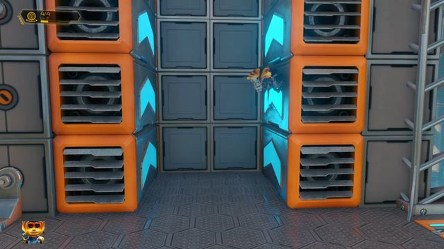 ...as is climbing the walls. - Ratchet & Clank: Planet Kerwan - Walkthrough - Walkthrough - Ratchet and Clank Game Guide & Walkthrough